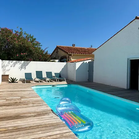 Familiale, Piscine A 100 M De La - 8albau26 فيلة
